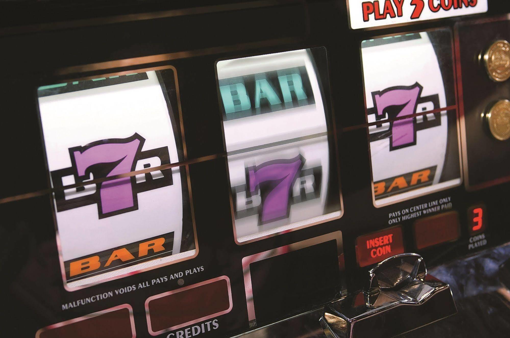 Harrah'S Reno Hotel & Casino Bagian luar foto